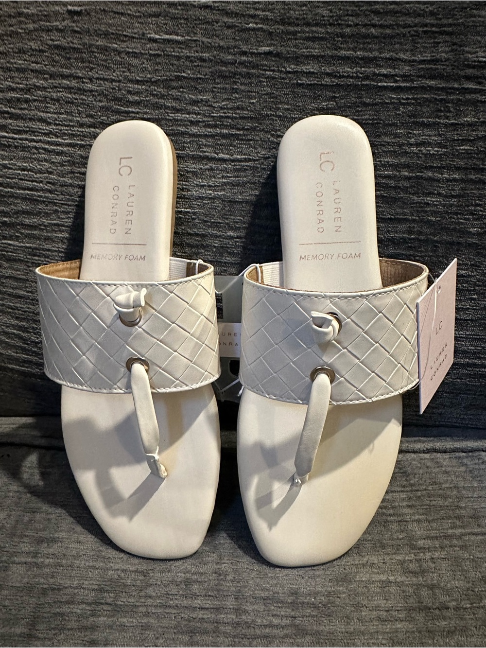 Lauren Conrad Women's Sandal Cream Size 9- NEW